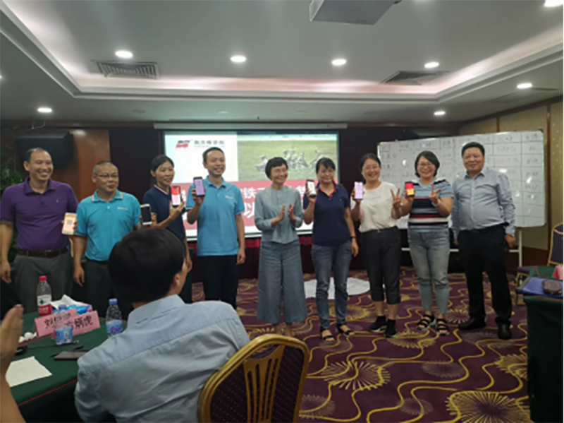 南方略助力溫氏股份大華農《集團大客戶開發鐵三角模式》培訓及演練1