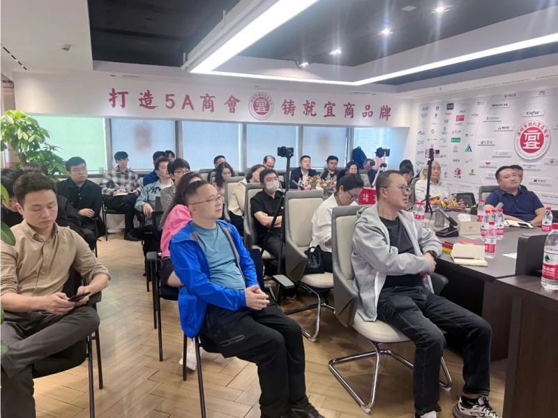 南方略咨詢?yōu)樯钲谑泻币瞬虝怼禠TC從線索到回款營銷流程變革》主題培訓(xùn)6